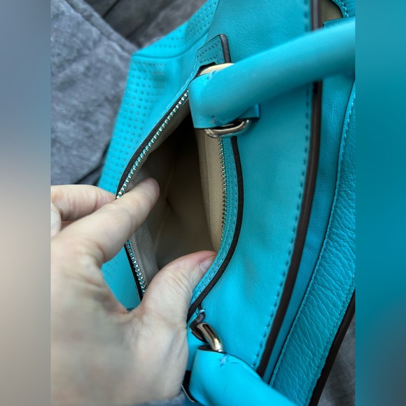 COACH Legacy Tanner perforated bright blue bag - Picture 10 of 11